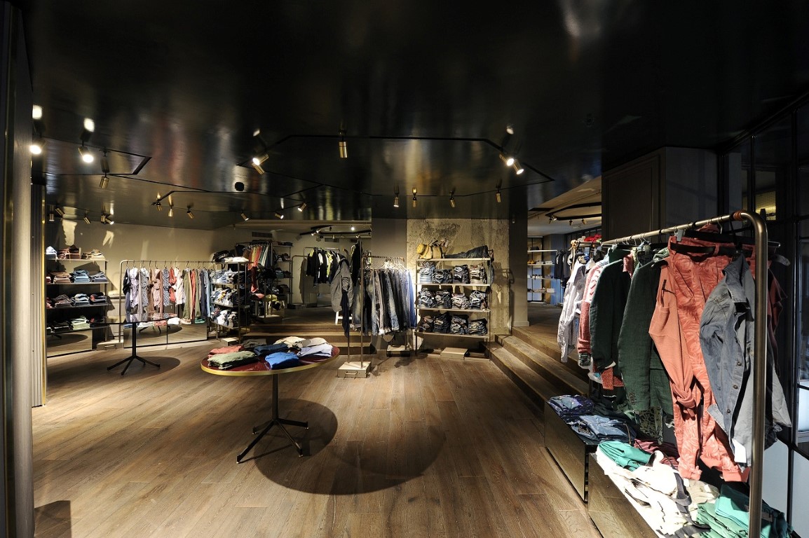 Sisley abbigliamento 2019 hotsell
